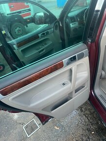 Volkswagen Tuareg 3.0 TDI 2007 - 12