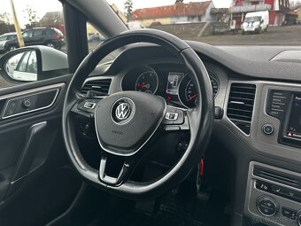 VW GOLF SPORTSVAN 1,6 TDI -- MÁLO KM -- PŮVOD ČR - 12