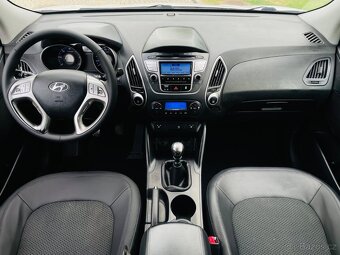 Hyundai ix35 2.0CRDi 4x4 MANUÁL VÝHŘEV TAŽNÉ SERVISKA - 12