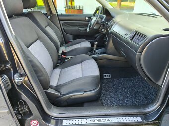VW Golf IV 1.9TDi 74kw,2002,SPECIAL,ALU R17,Nová STK - 12