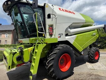 Sklízecí mlátička Claas Tucano 450, žací lišta V660, 2400 / - 12