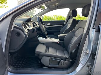 AUDI A6 3.0TDI 176KW Navi,ALU R17,Sportsitze,Tažné,WEBASTO - 12