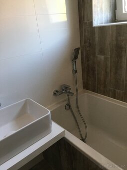 Pronájem krásného bytu 2+1 (55 m²) na Dukle – u parku a MHD - 12
