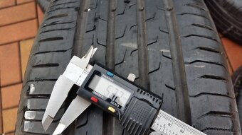 Letní sada DACIA DUSTER R17 pneu 215/60/17 - 12