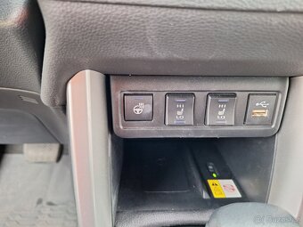 Toyota Corolla Cross, 2.0 Hybrid, Business - 12