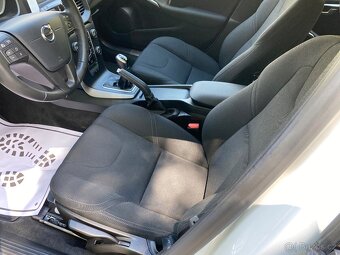 Volvo V40 Cross Country 2,0 D 88kW - 12