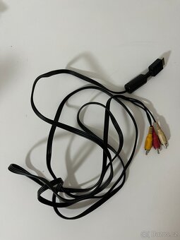 Sony PlayStation 2 (PS2) Slim + 1 ovládač + 2 hry - 12