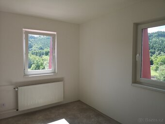 Pronájem, prostorný byt 2+1, 65 m² Vsetín - 12