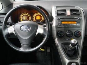 Toyota Auris 1,6 VVT-i 91 kW - 12