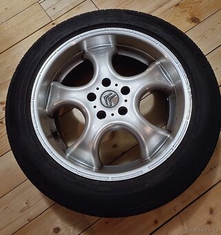 Citroen C-Crosser - 12