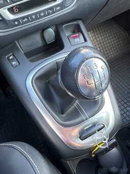 Renault Megane SCENIC 1.5 DCI 81kW CZ 2.MAJITEL - 12