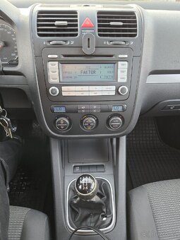 VW Jetta 1.6i,75kw, rok 2007,najeto 160tis km. - 12