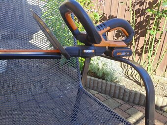 PRODAM  TUTO ZAHRADNI SOUPRAVU WORKS - 12