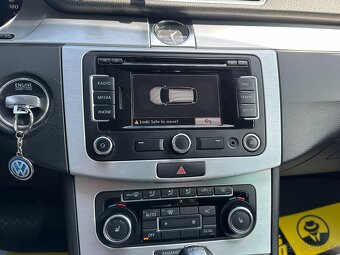 Volkswagen Passat 2011 - 12