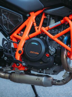 KTM Duke 690 R 2017 Akrapovič - 12