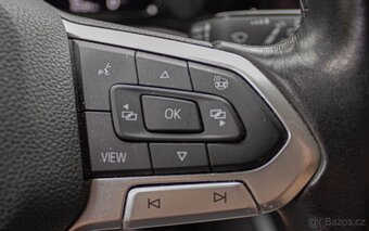 Volkswagen Golf 1.5 TSI ACT Style - 12