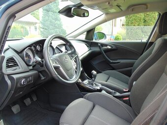 OPEL ASTRA 1.6 CDTI,PŮVOD ČR,1.MAJ.,TAŽNÉ,SERVISKA,NAVI,SENZ - 12