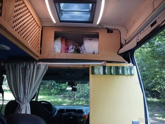 Renault Master 2,2D 66kW rok 2003 - 12