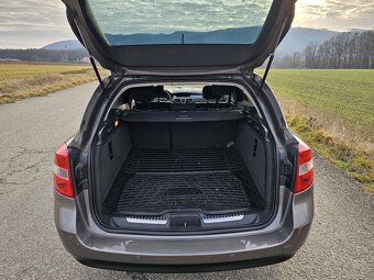Renault Laguna III 2.0 DCi - 12