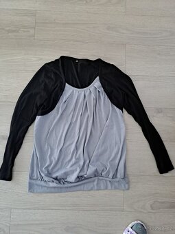 Krásné halenky a topy - 12