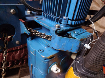 Kladkostroj/vrátek Demag - 12