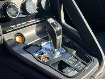 Jaguar F-Type 2016 - 12