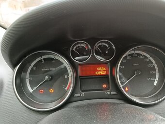Peugeot 308 SW 1.4 vti 2010 na náhradní díly - 12