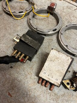 Díly k elektroinstalaci babetta - 12