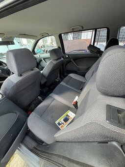 Škoda Octavia 1 kapota dveře alu kola 5x100 16 - 12
