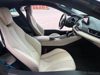 BMW I8 - 12