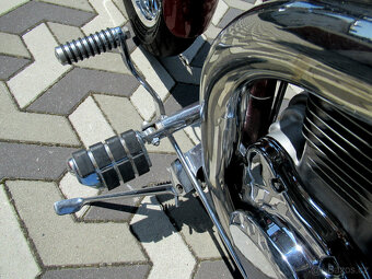 Suzuki VS 1400 Intruder - 12