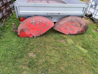 Zadní blatníky Zetor 25 lízátka - 12