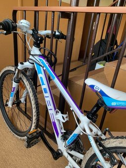 Dětské / juniorské kolo Cube 240 - 12