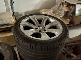 BMW X5 4.8is - 12