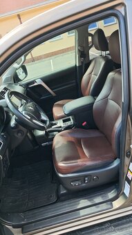 Land Cruiser 150, 83tkm, 2015, EXECUTIVE hněd.metal. - 12