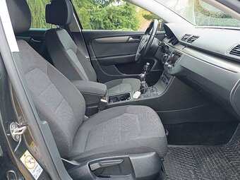 Passat 2.0 TDI-Comfort  - knížka - klima - Nelakováno - 12
