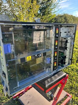Server Lenovo x3500 m5 - 12