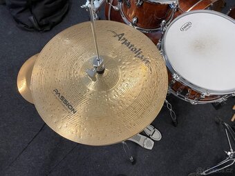Prodám bicí soupravu Mapex - 12