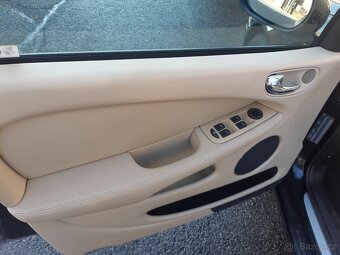 Jaguar X-Type 2,2d kombi. - 12