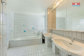 Prodej rodinného domu, 199 m², Praha, ul. Lojovická - 12