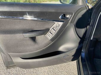 Citroën C4 Grand Picasso EXCLUSIVE,automat,7.MÍST,tažné - 12