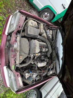 Mercedes Benz w124 E200TE - 12