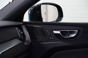 Volvo XC60, B5 AWD Plus Dark,ČR, DPH, - 12