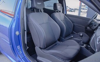 Renault Clio RS 2.0i 16V - 12