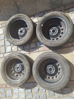 Sada kol Škola, VW 16" - 12