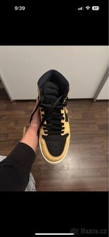 Jordan 1 Retro High OG “Heirloom” - 12