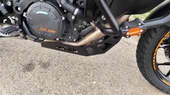KTM 1090 Adventure - 12