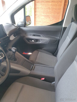 Toyota Proace City Verso 1.5 D-4D 130K 6 M/T Long 7 míst - 12