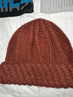 Dámské, dívčí zimní čepice - 12