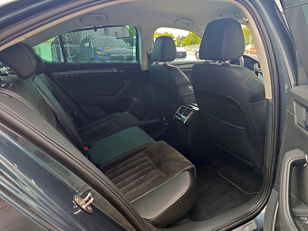 Škoda Superb 2.0 TDI Style Plus Virtual LED - 12